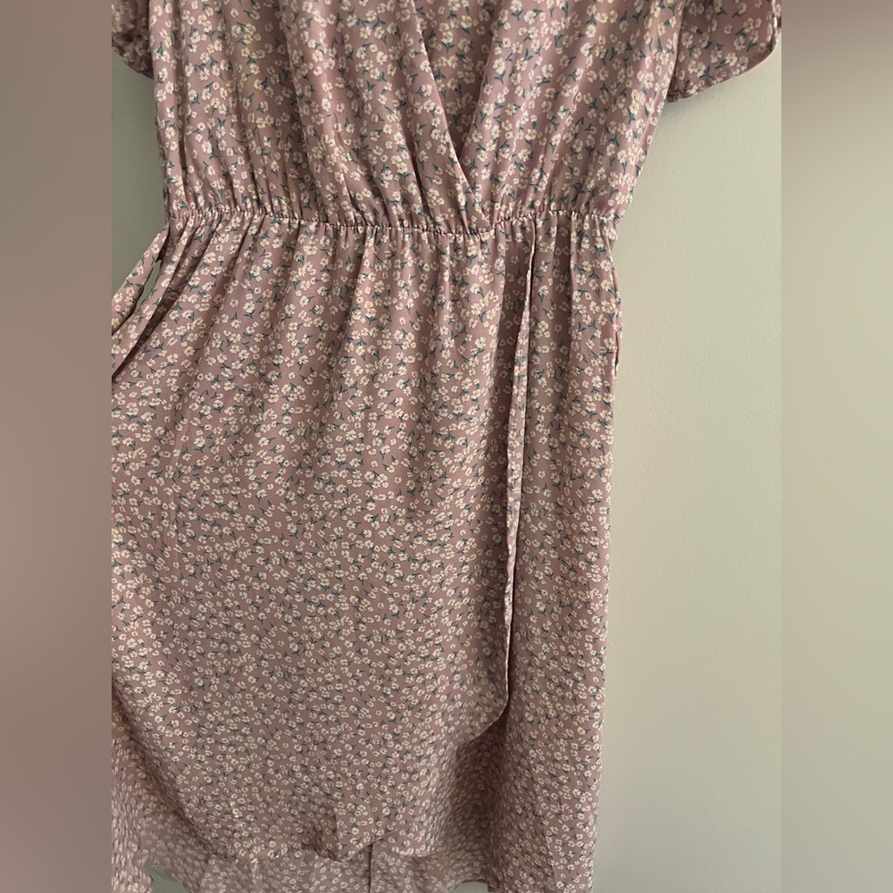 Sienna Sky Mauve Floral Wrap Midi Dress – Size Small - Picture 2 of 6